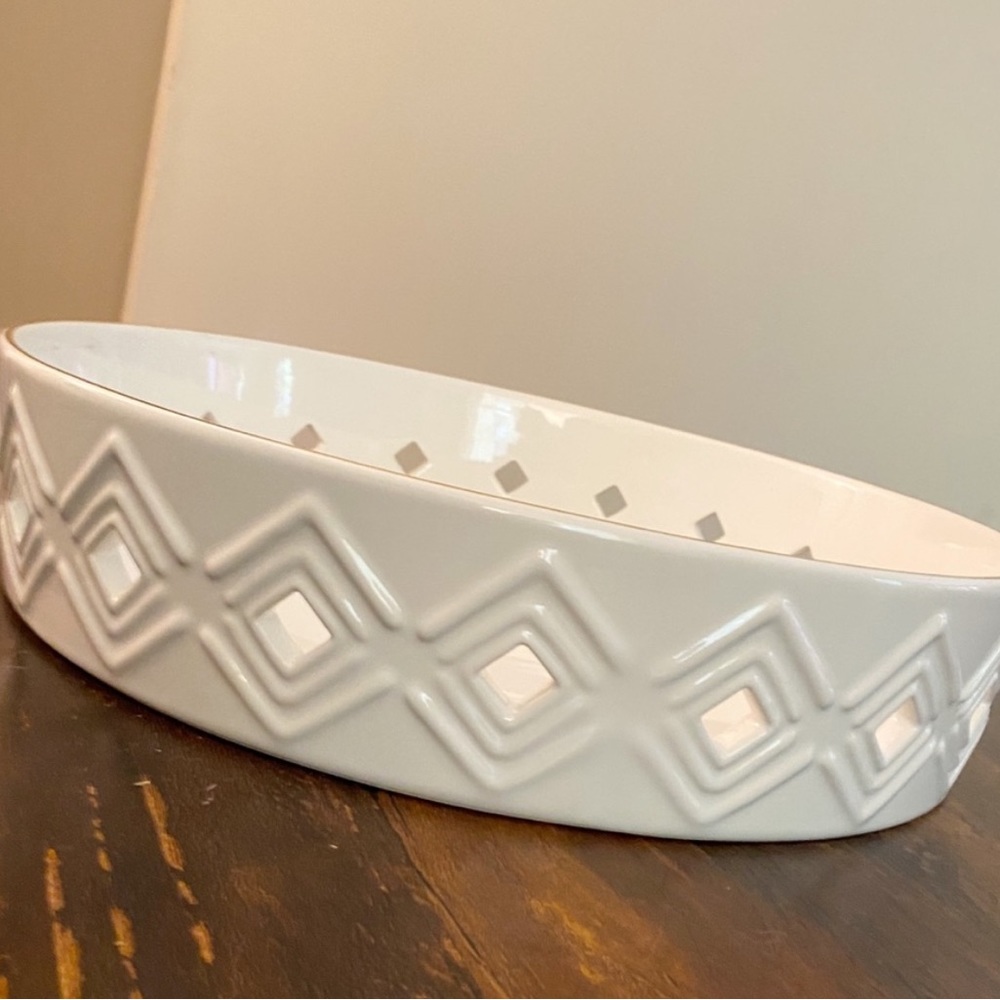 Lilly Pulitzer for Target Large Round White & Gold Stoneware Serving Tray